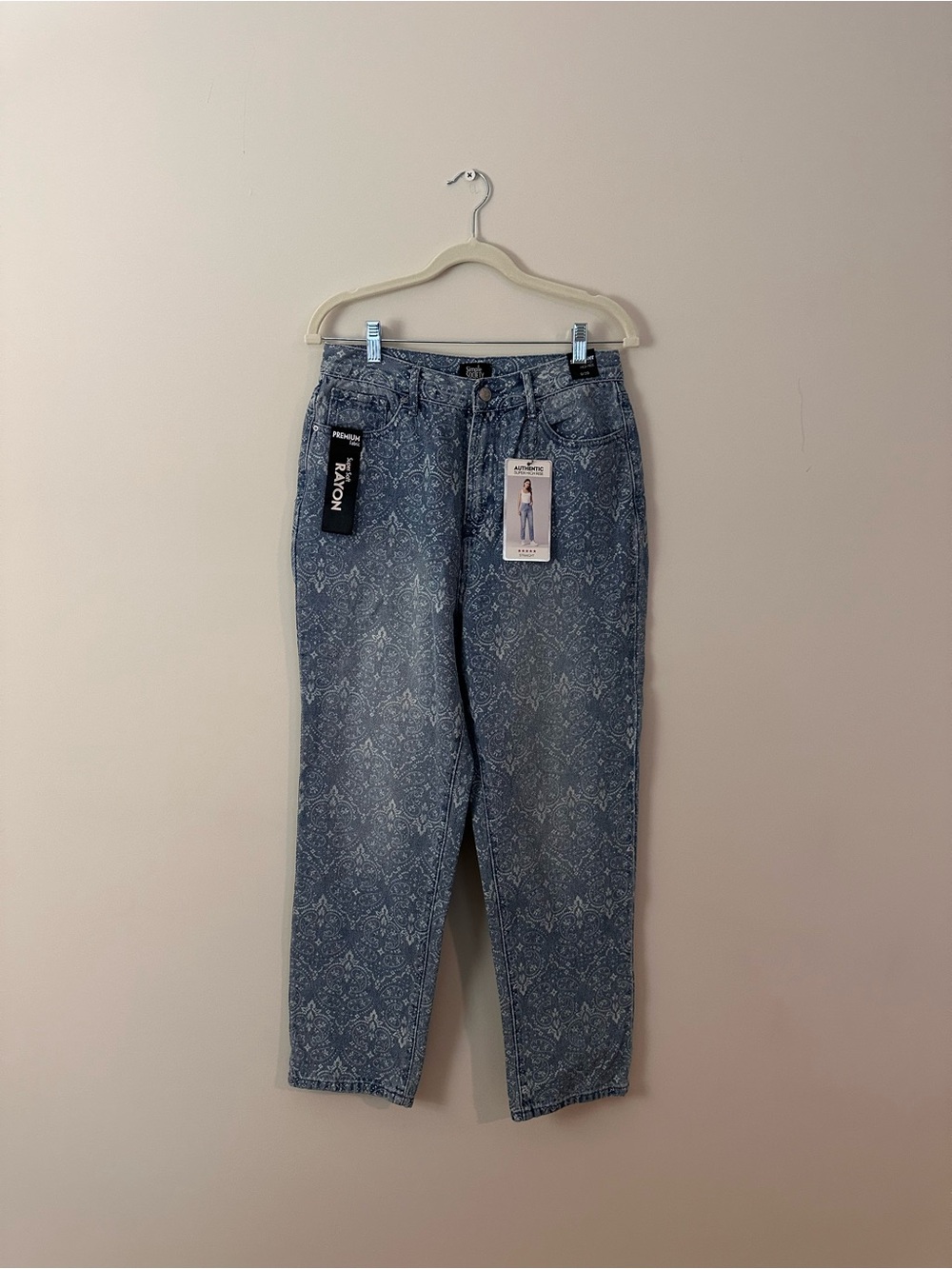 Simple Society Paisley Design Super High Rise Straight Leg Jeans - Size 9/29